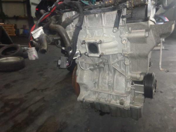 MOTEUR VW 1.0 ESSENCE - Vue 3